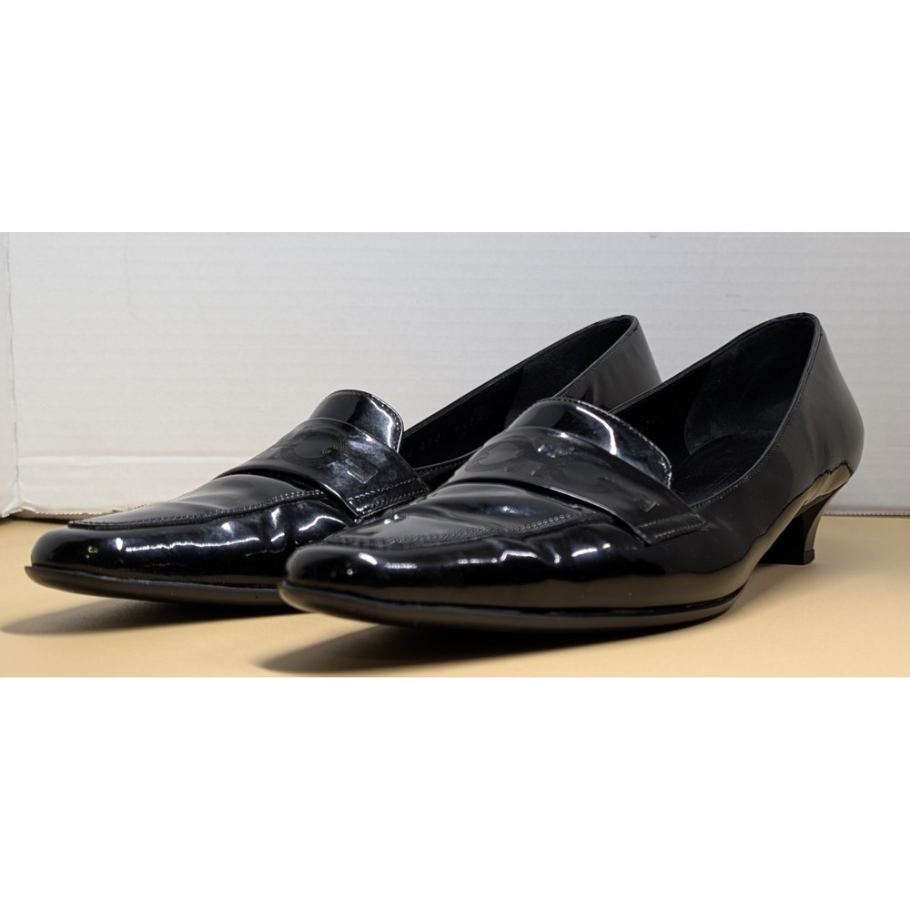 Salvatore Ferragamo Women DL 27626 Gancini Patent Kitten Heel Pump Size 9.5 A - Picture 7 of 13